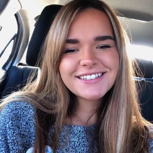 Meet your Posher, Carly